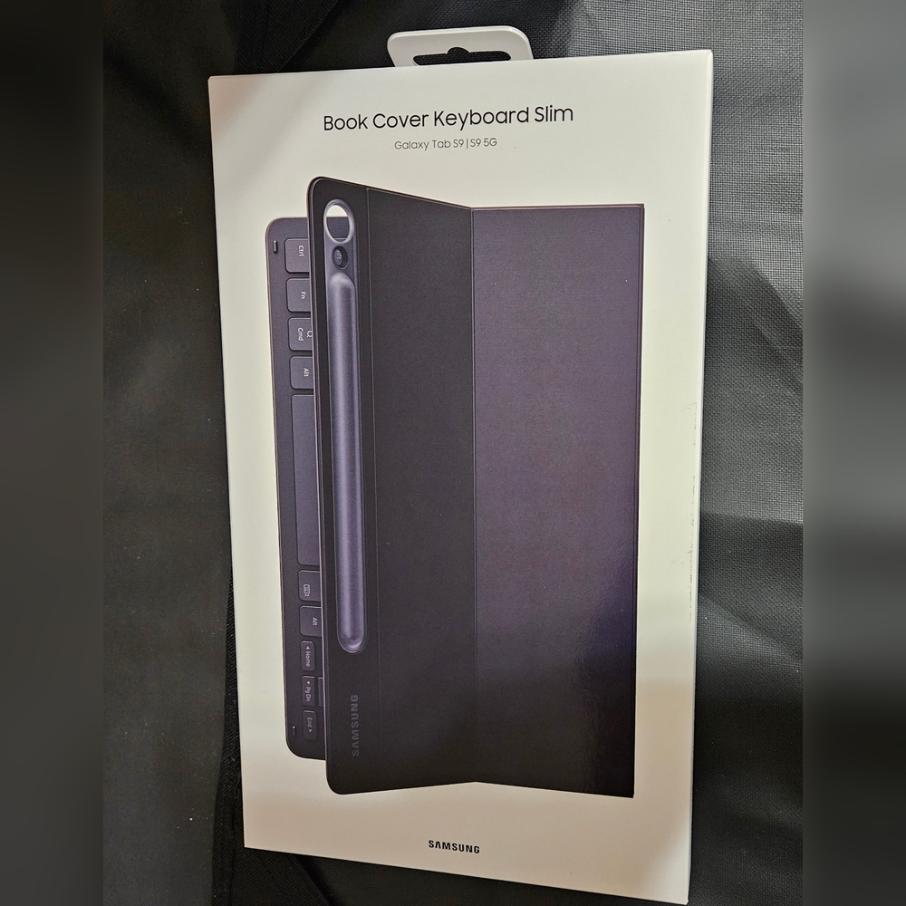 NEW / SEALED Samsung Galaxy Tab S9 Book Cover Keyboard Slim